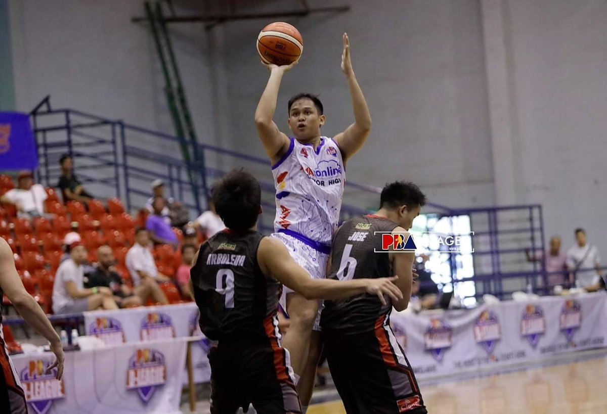embonsbonleon's tweet photo. Ready for the game tomorrow! #AMAtitans #PBAdLeague https://t.co/evRlDW3UXK