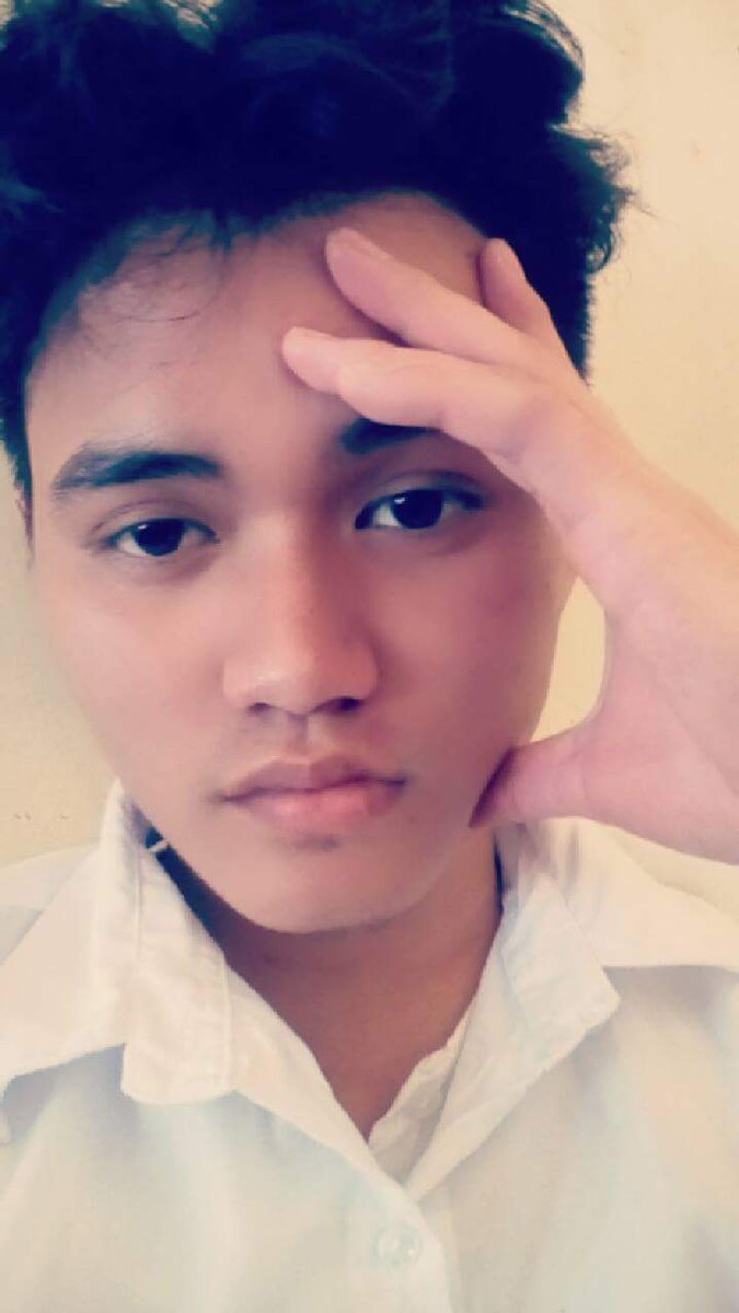 SinglesofSRCC's tweet photo. Kaiser Dianalan
(no twit acc.)
Grade 11 - ICT 

-Dis fafi will make you happy
-kunware loyal PERO LOYAL TALAGA
-Dog Pilter https://t.co/L4dM1MEg5C
