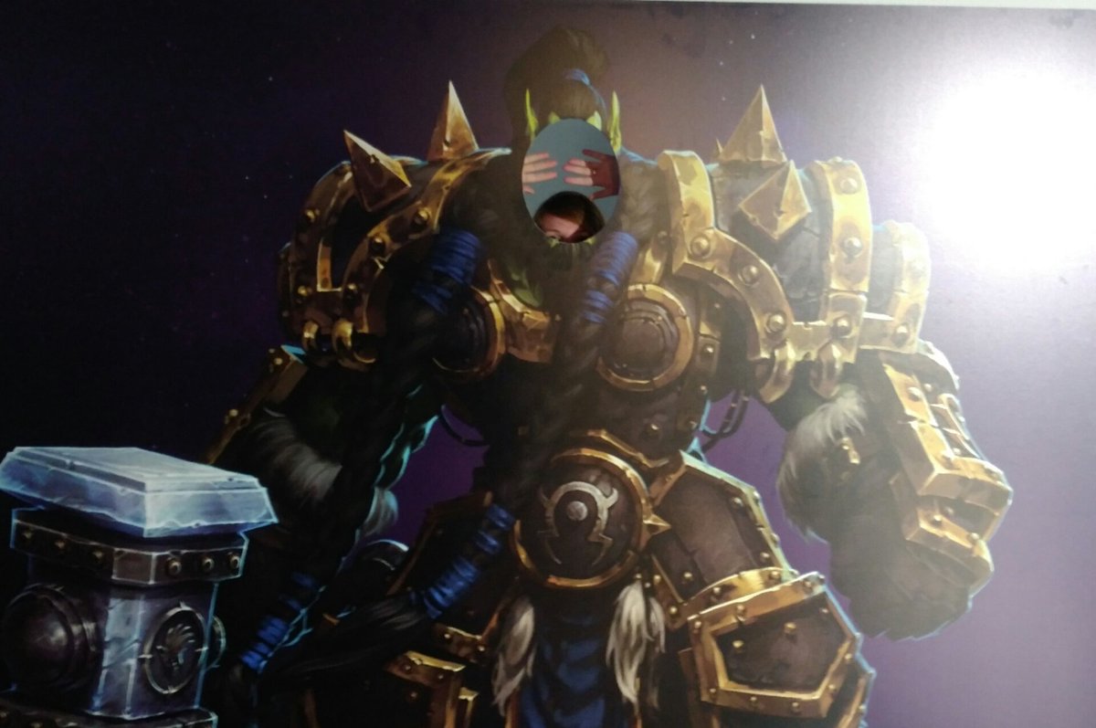 neffineff's tweet photo. @BlizzHeroes do I pass? #iamthrall #toepower https://t.co/WvnkK4DW9V