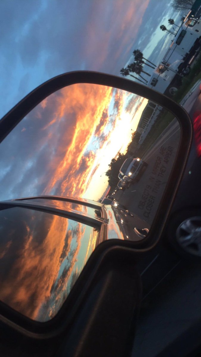 babygirlxdomm's tweet photo. @MarkDohner #ButThatSunsetDoe #GoodDayDohnation https://t.co/2168M4C4oN