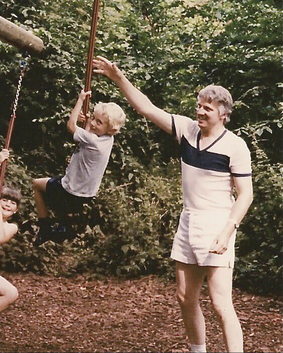 sibelsham's tweet photo. Happy #fathersday to my Dad who has always been there. Part dad, not part fashion icon. #gratitude #gettoknowdad @notonthehighst https://t.co/ONOyhGmvJX