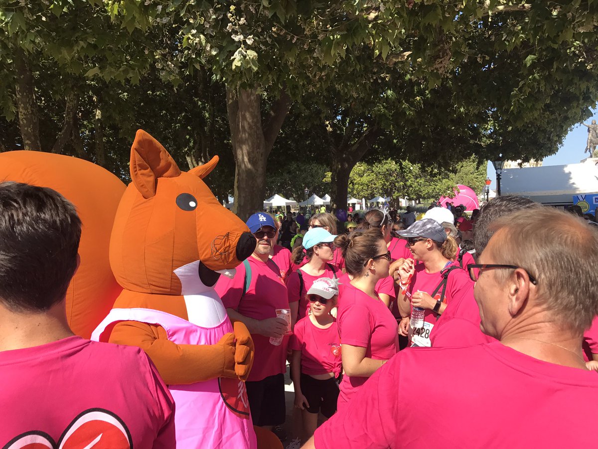 fabressec's tweet photo. Bravo à notre team du ❤️@CaissepargneLR engagée depuis toujours! @latwitteine @FNCE @EllesGroupeBPCE @FemmesEco https://t.co/1dIepLFwnP