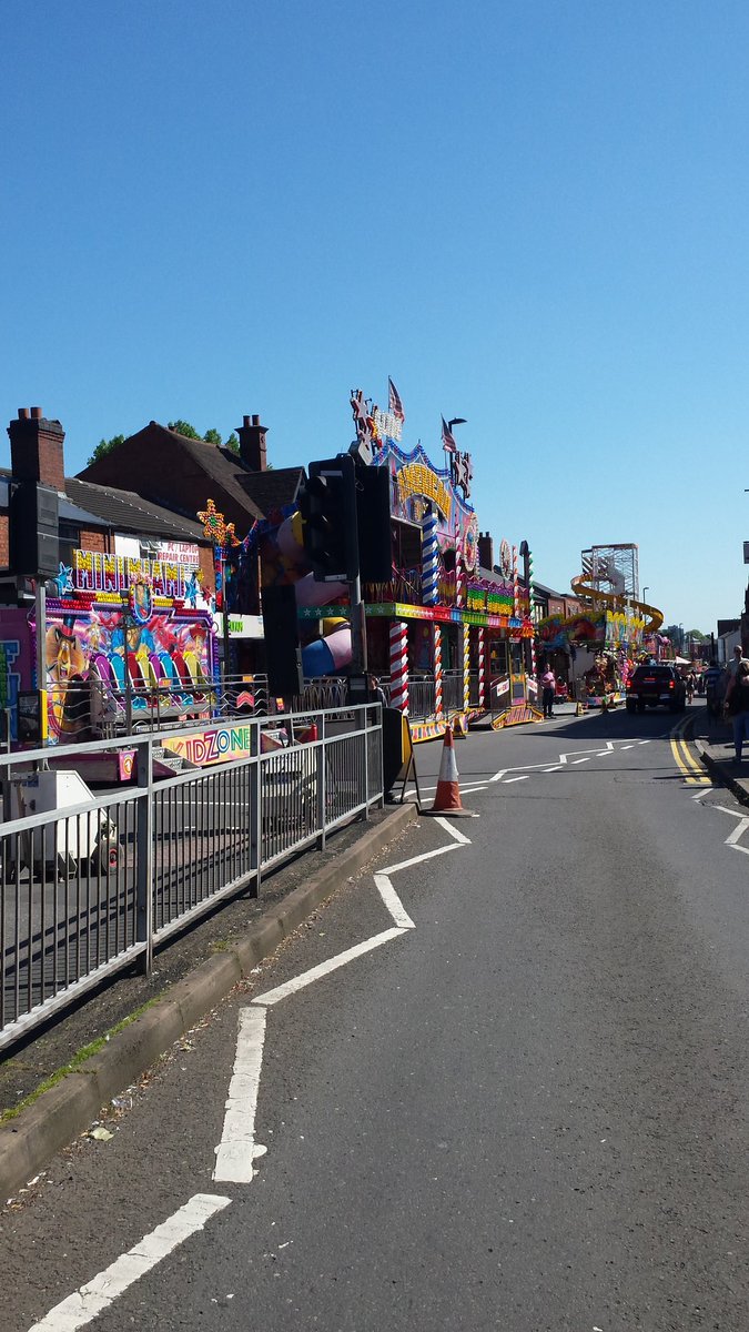 HelloHarborne's tweet image. Gorgeous day for the Harborne Carnival! Food, rides and loads of summer fun! Too hot to miss @WhatsOnBMail @birminghammail  @JiveBirmingham