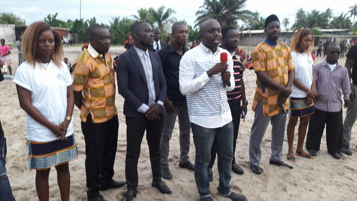 aassifulgence's tweet image. Bonne fête papa à vous.
#Afa le pirga
#afa
#fesci