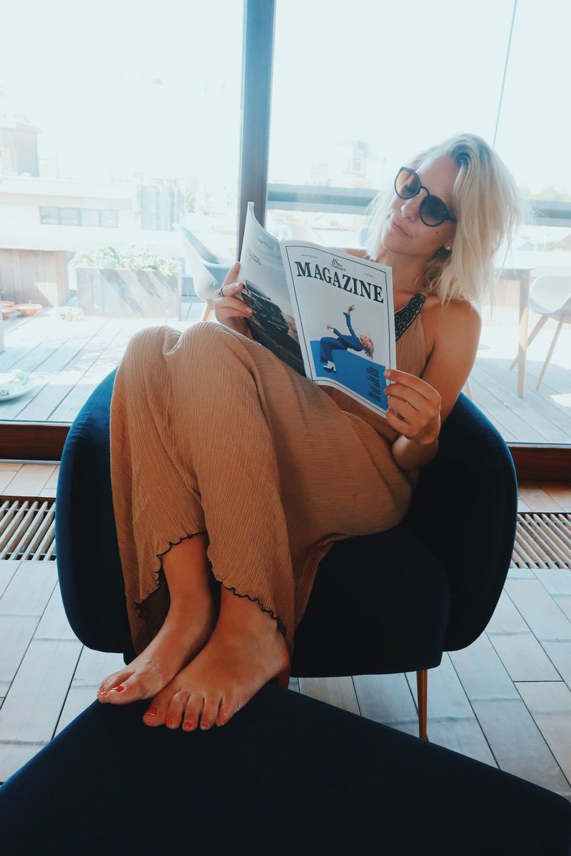 Eline_De_Munck's tweet photo. De binnenkant van de weekendkrant is deze week heel plezant #RijmenOpZondag #SpeciaalVoorJouAn #DeStandaardMagazine https://t.co/53TsJZqbgB