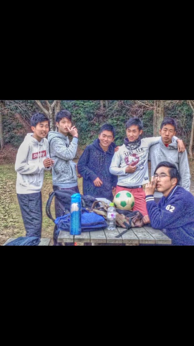 7DFEx8eugWhsuEv's tweet photo. もっかいタグする！
もうこれ見た人絶対RT！！

#拡散希望RT 
#高校生RT
#サッカー好きな人RT 
#雰囲気嫌いじゃないって人RT 
#サッカー知ってる人RT 
#少しでも気になったらRT 
#RTした人全員フォローする 

鬼拡散お���いします✌️✨
見た人RT https://t.co/J9qqarXNaV