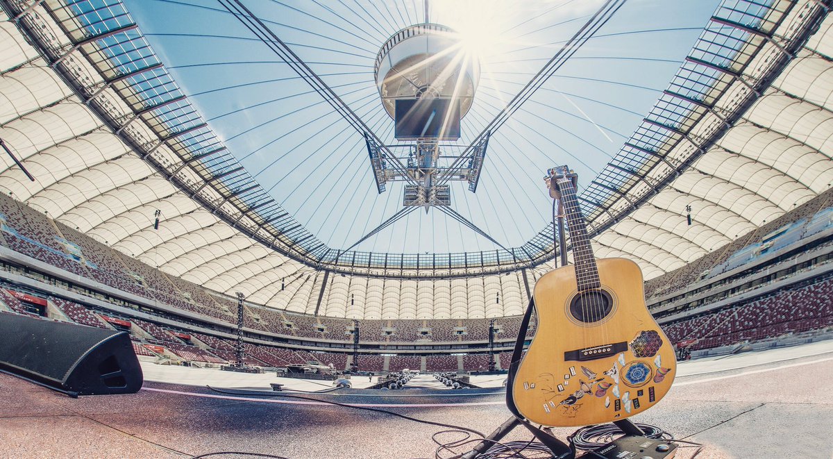 coldplay's tweet photo. Pozdrowienia z Warszawy!
#ColdplayWarsaw
R42 https://t.co/awx5lTjaj7