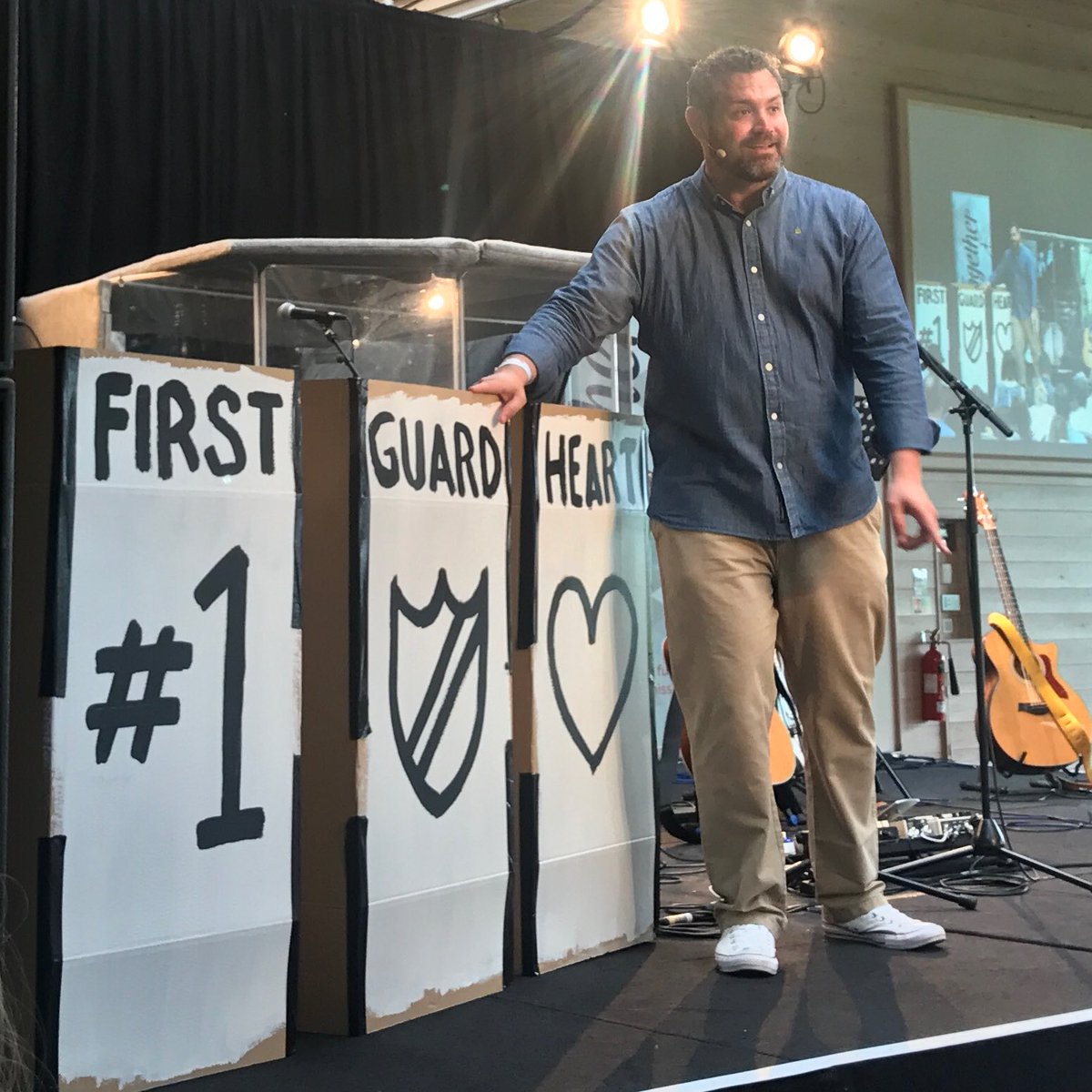stephen_dawson's tweet photo. "You can't commend to others, what you don't treasure yourself"
@DanielJGoodman 
#Togetherfest17 @RMchurches https://t.co/omEpcLsdjT