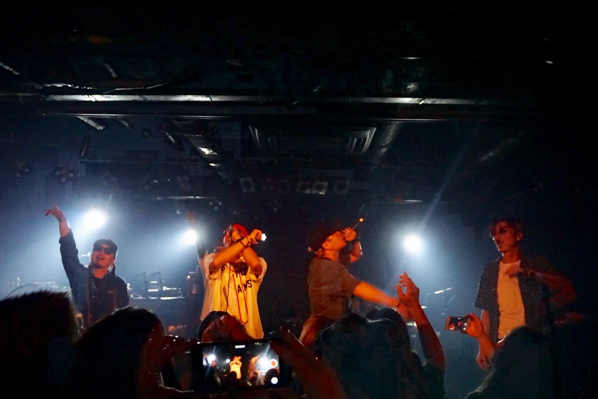 Hello_soranoiro's tweet photo. FULL BAND SET。生音。ずっと聴きたいと思っていたから嬉しかったし楽しかったし最高だった😂BLABありがとうございました!次回も期待しています♪WAYZに感謝🙏
#渋谷GAME #WAYZ #LIVE #Photo #Yury #Mt' #es_plant #心之助 https://t.co/vD7ICQy23n