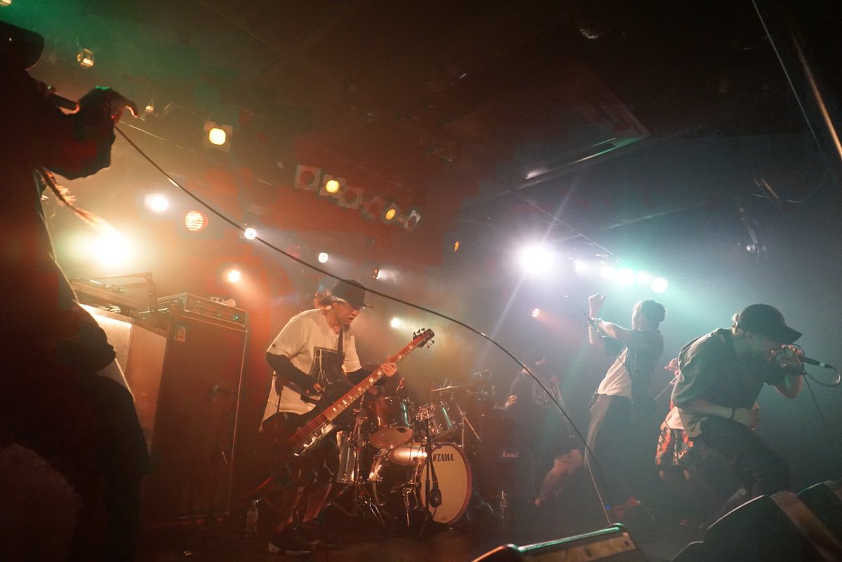Hello_soranoiro's tweet photo. FULL BAND SET。生音。ずっと聴きたいと思っていたから嬉しかったし楽しかったし最高だった😂BLABありがとうございました!次回も期待しています♪WAYZに感謝🙏
#渋谷GAME #WAYZ #LIVE #Photo #Yury #Mt' #es_plant #心之助 https://t.co/vD7ICQy23n