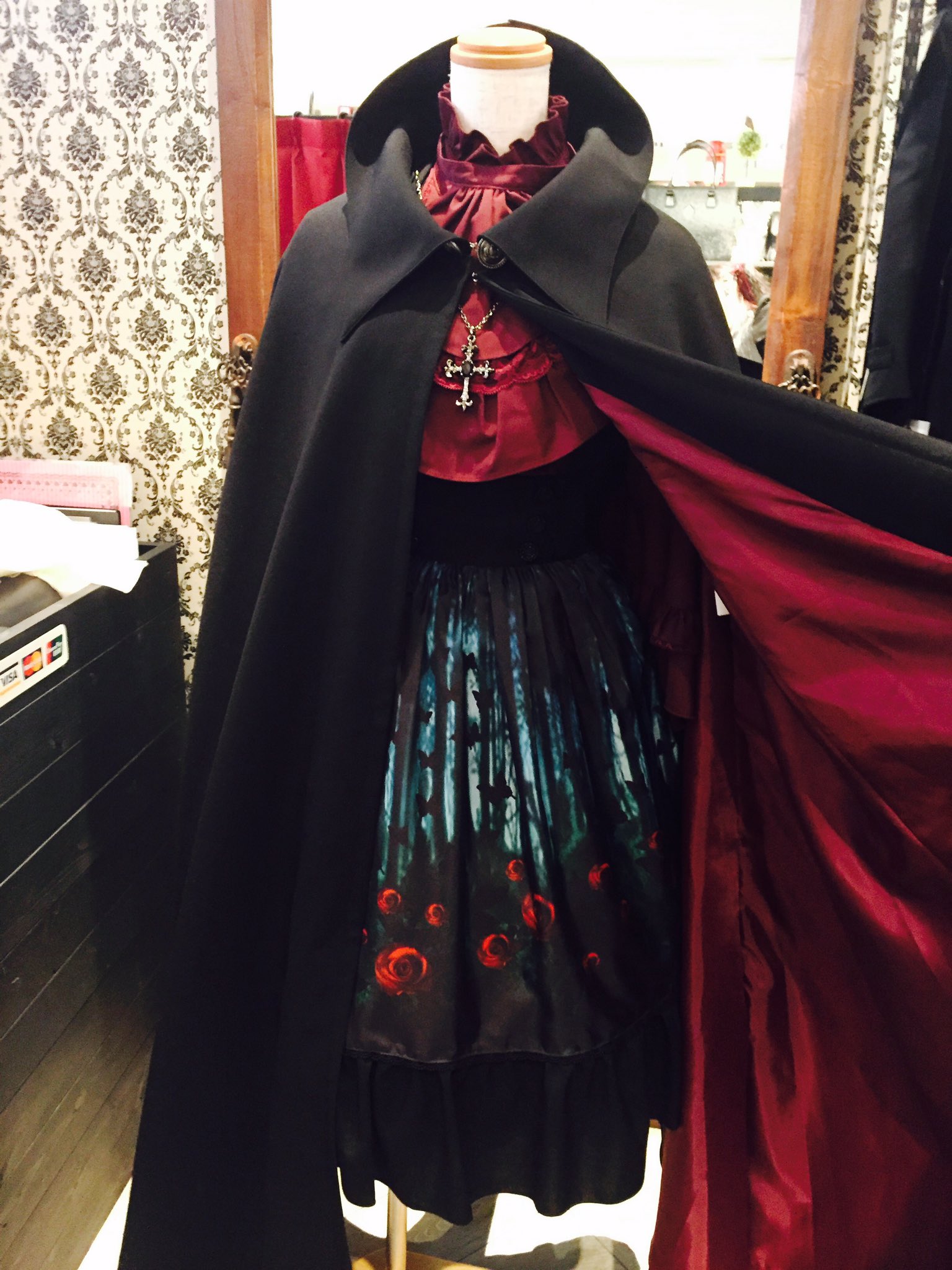 期間限定セール中!】魔術師マント風ポンチョコート(MIHO MATSUDA