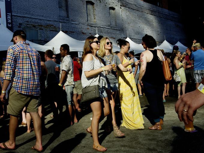 Beer fans flock to annual Knoxville Brewfest knoxne.ws/2sDssxA