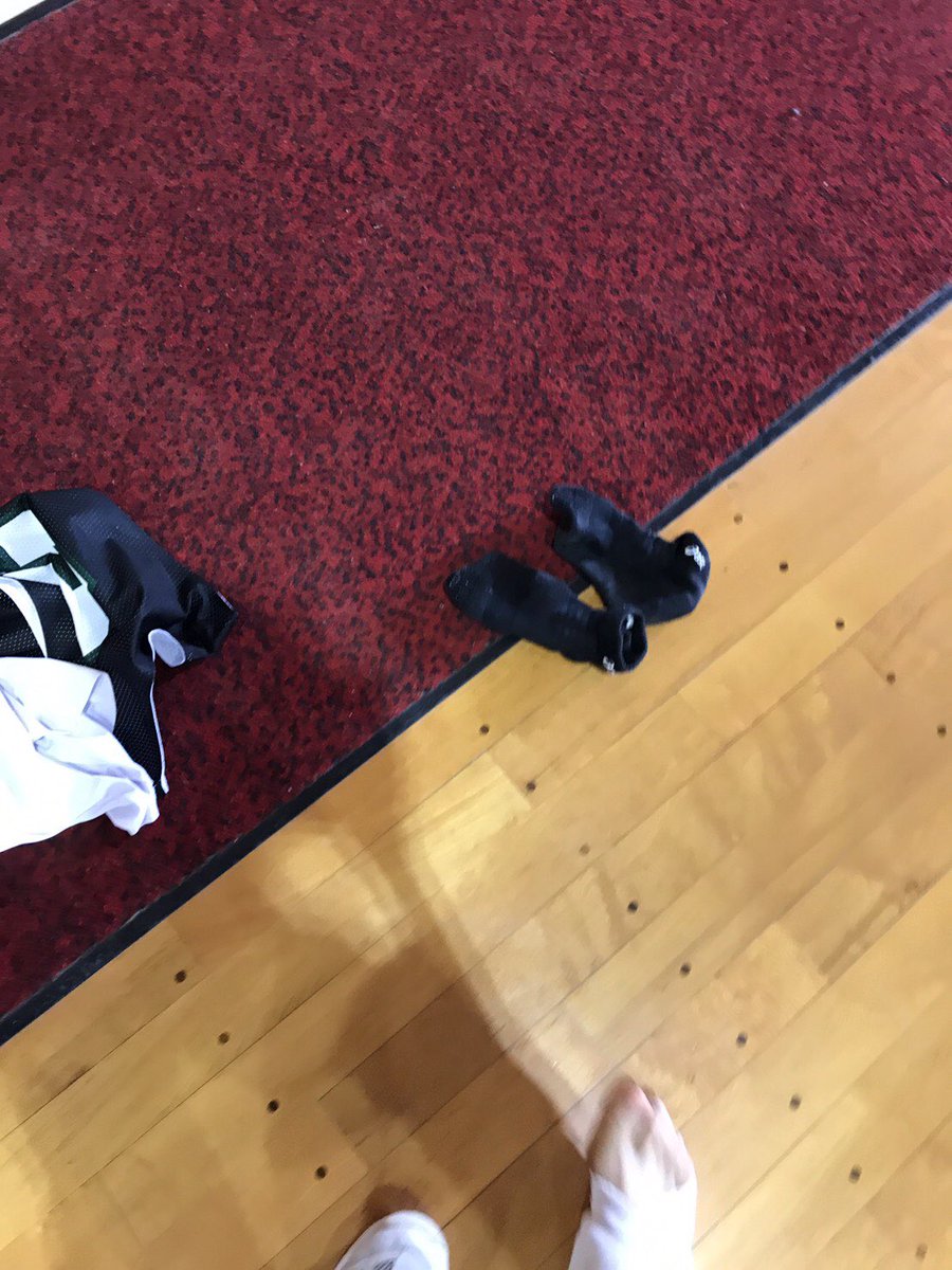 chikubasu37's tweet photo. なんと朝からなにか危険なものを発見🙀⚡️ https://t.co/bIgGuzISfX