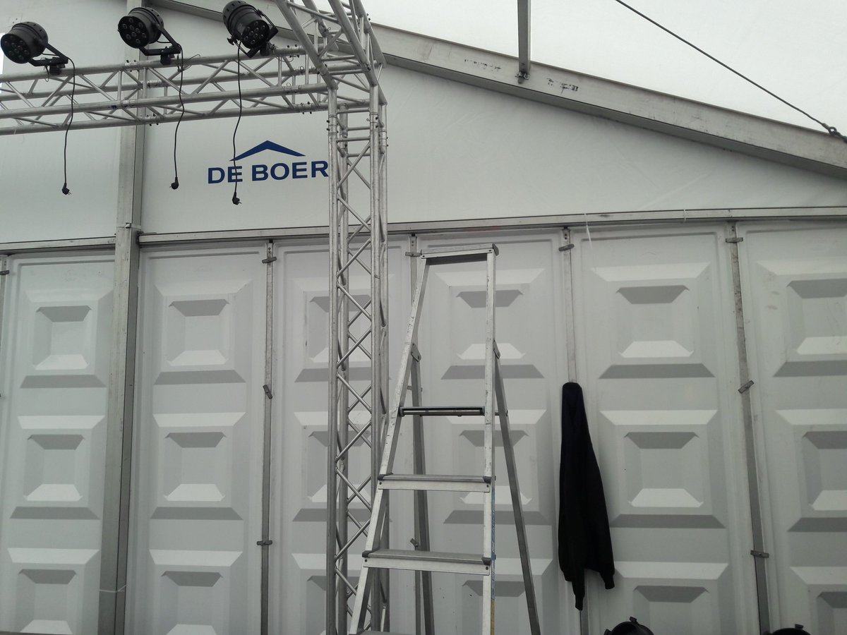 ff_hessentag's tweet photo. Schee war's im @trachtenland auf dem #Hessentag. Aber alles hat ein Ende... #Freifunk https://t.co/dG3YWhnyFg