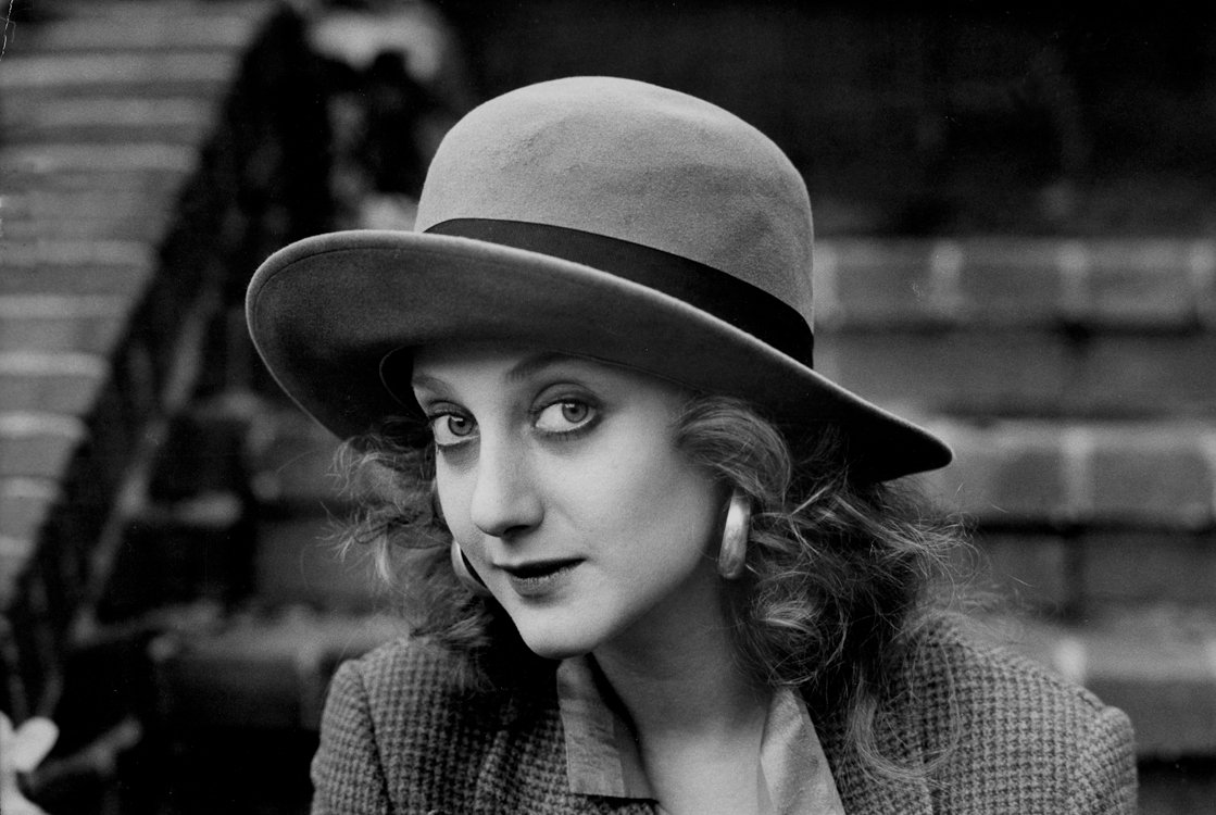 Happy birthday to a fabulous scene-stealer of the big and small screens, two-time Emmy-winner Carol Kane! 