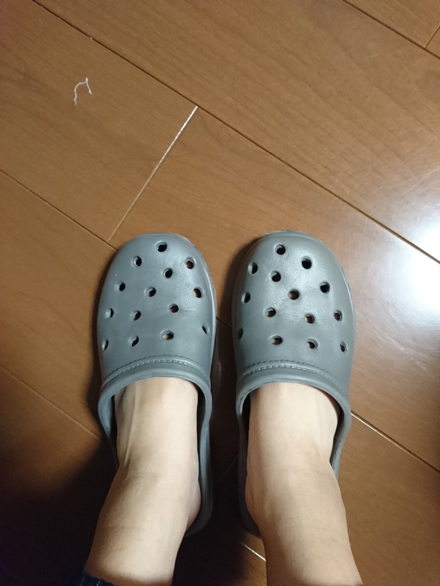 寺居アサ Twitter ನಲ ಲ 家のスリッパはずっとクロックスもどき 700円くらい 履いてたけど これで十分じゃね 若干こっちのが蒸れるけど 履き心地あんま変わんないぞ 100均 セリア え 糸くず 寺居アサ Twitter ನಲ ಲ 家のスリッパはずっとクロックスもどき 700円くらい 履いてたけど これで十分じゃね 若干こっちのが蒸れるけど 履き心地あんま変わんないぞ 100均 セリア え 糸くず