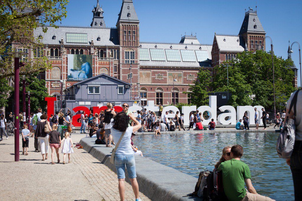 TravelSelfies's tweet photo. Amsterdam! 🙌 https://t.co/lgfpX2qXIG