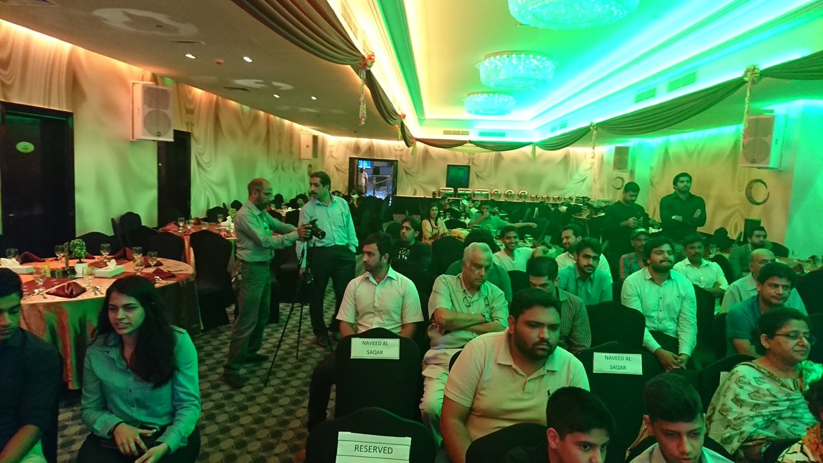 raziiia's tweet photo. #Indpakfinal fans watching the match together in Dubai #CT17 https://t.co/rJcerPCXlu