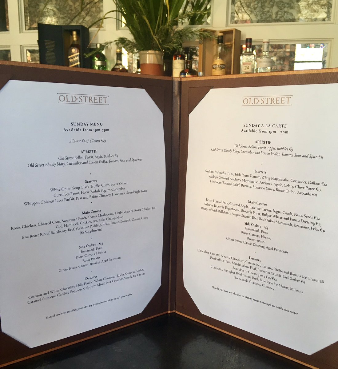 denisemcbrien's tweet image. Happy Fathers Day from all of us @oldstreetdublin Scates on today for a very busy service #FatherDay #DadsRequest 🍴🥂