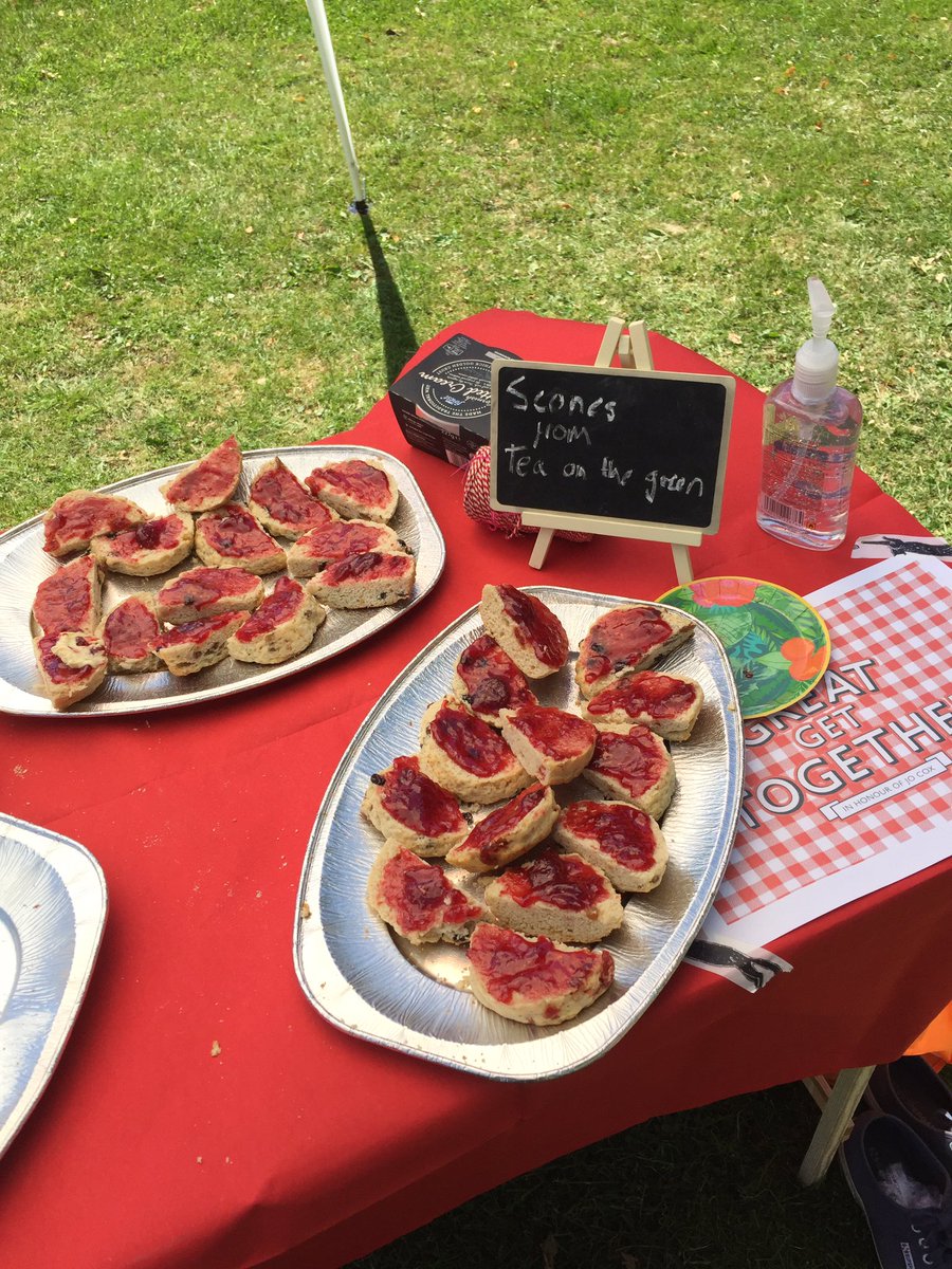 Andrew Waller (@andrewwaller1) on Twitter photo Great weather for picnic Acomb Green #bettertogether thanks to <a href="/AcombCollective/">THE ACOMB COLLECTIVE</a> for organising <a href="/Tea_OnThe_Green/">Tea on the Green</a> for scones Great weather for picnic Acomb Green #bettertogether thanks to <a href="/AcombCollective/">THE ACOMB COLLECTIVE</a> for organising <a href="/Tea_OnThe_Green/">Tea on the Green</a> for scones