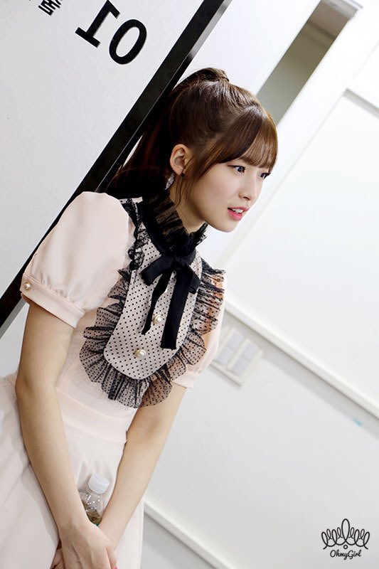 RINBEULLI's tweet photo. oh my girl diary page 35, 아린이날! (https://t.co/LOlGDKekwJ) https://t.co/AXiCZRICyo