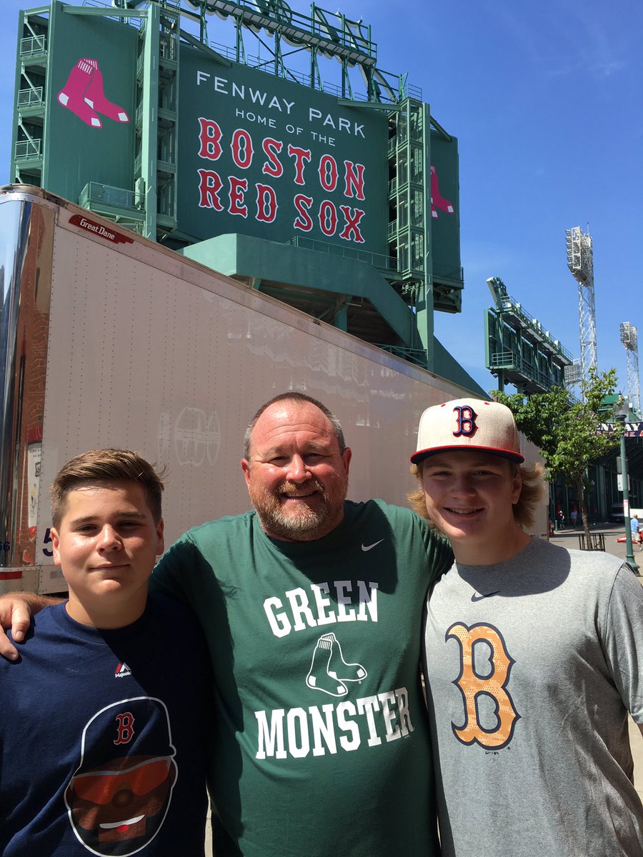 Happy Father's Day <a href="/16RobCooper/">Rob Cooper</a>!  <a href="/jake_coop_3/">Jake Cooper</a> &amp; @tysoncooperrr are lucky to have you.  #greatdad