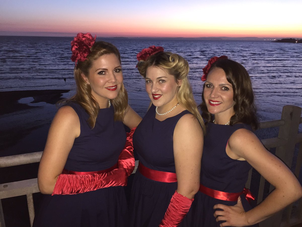 What a beautiful gig last night on the <a href="/GrandPier/">The Grand Pier</a> in Weston-Super-Mare helping to raise money for #ArmyOfAngelsCharity #thedixiebelles
