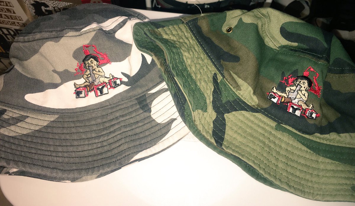 NEMS_FYL's tweet image. Available this week from #FYLBrand 

#2caP snapback
#FYLogo 5 panels &amp;amp; buckets

$40 each . DM to order

#WorldwideShipping