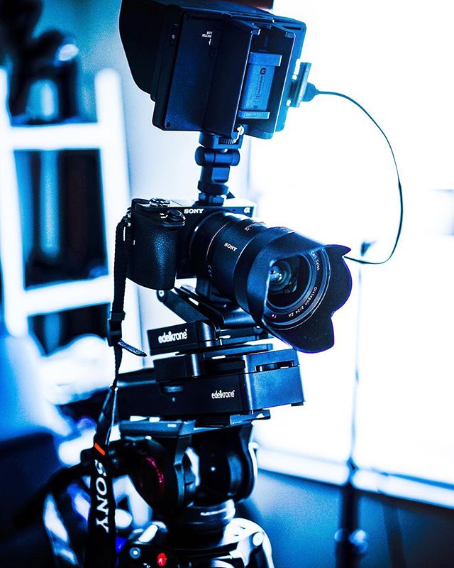 edelkrone's tweet image. #edelkrone around the world. (via @khdesign.jp ) Learn more about #SliderONE &amp;amp; #MotionModule → edel.kr/FSV