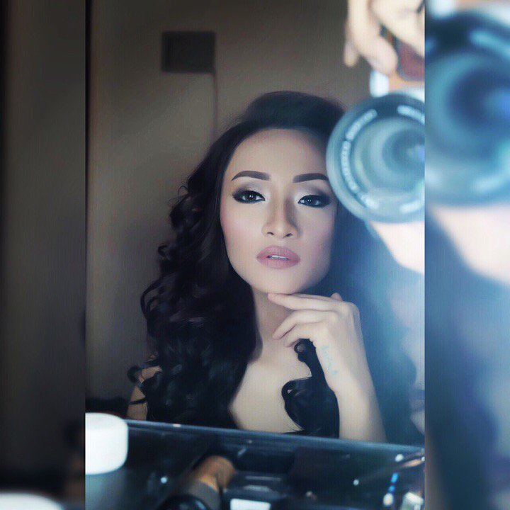 darraalfaridzi's tweet image. request lagu yok #follow #taplike#Liveme darra alf [STAR]: liveme.com/media/play/?vi…