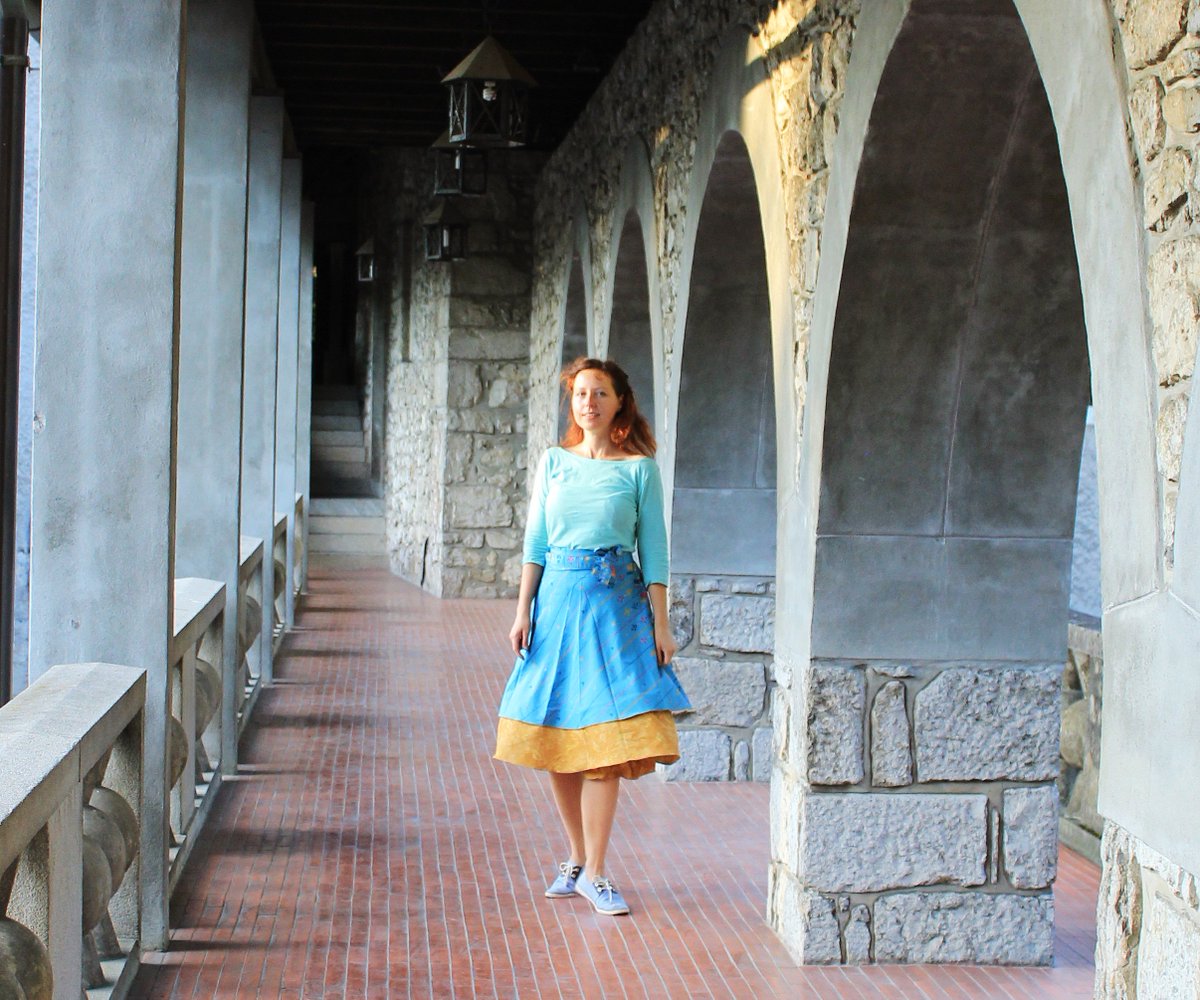 Ladijana2's tweet image. "cvetela bom iz obraza - zato da bom vstopila v marelično zarjo"
#muzejribnica #slovenija #catherina #irishdancing