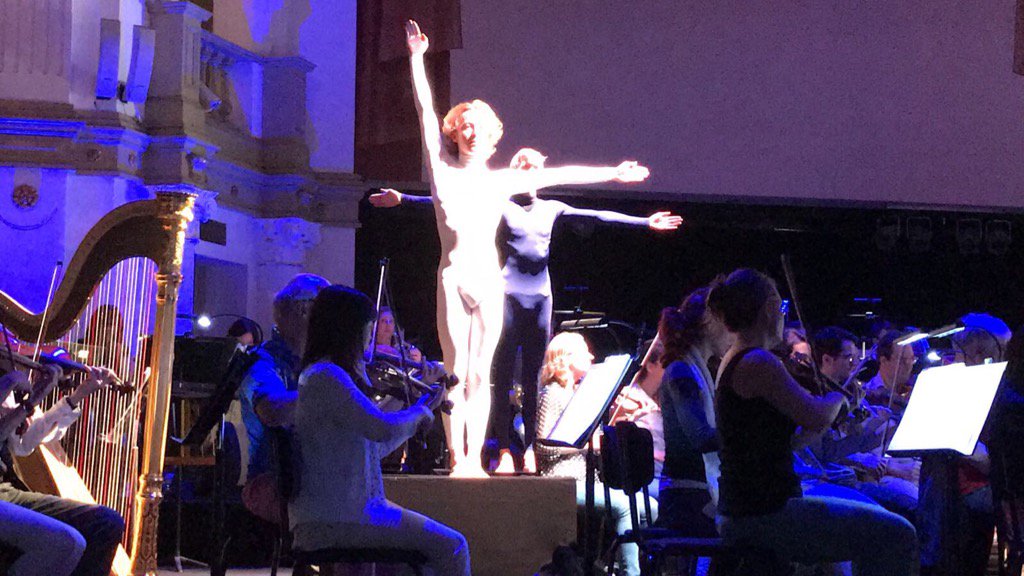 Om 16 uur de LAATSTE voorstelling van Movement, haast je naar <a href="/AmrathKurhaus/">Amrath Kurhaus</a> ! <a href="/FestivalClassiq/">Festival Classique</a> <a href="/DeDDDD/">DeDDDD</a> <a href="/ResidOrkest/">Residentie Orkest</a>