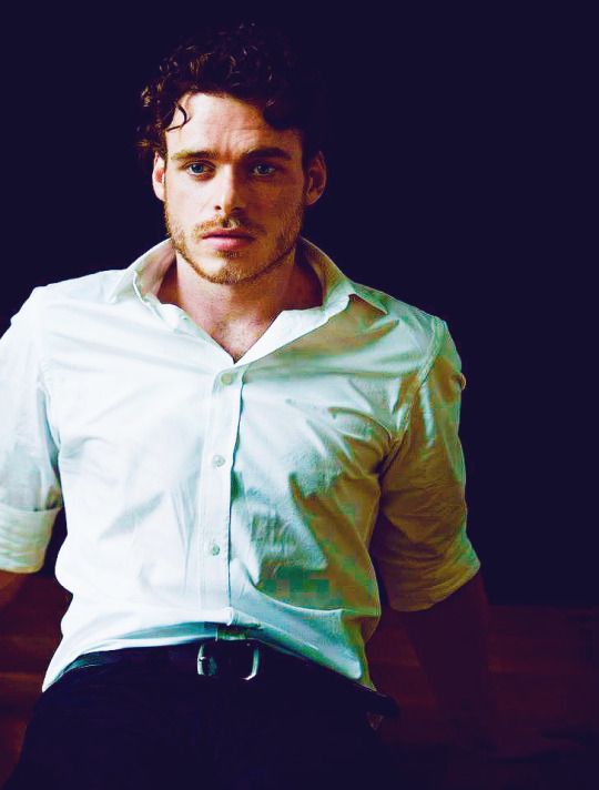 Happy Birthday Richard Madden! 