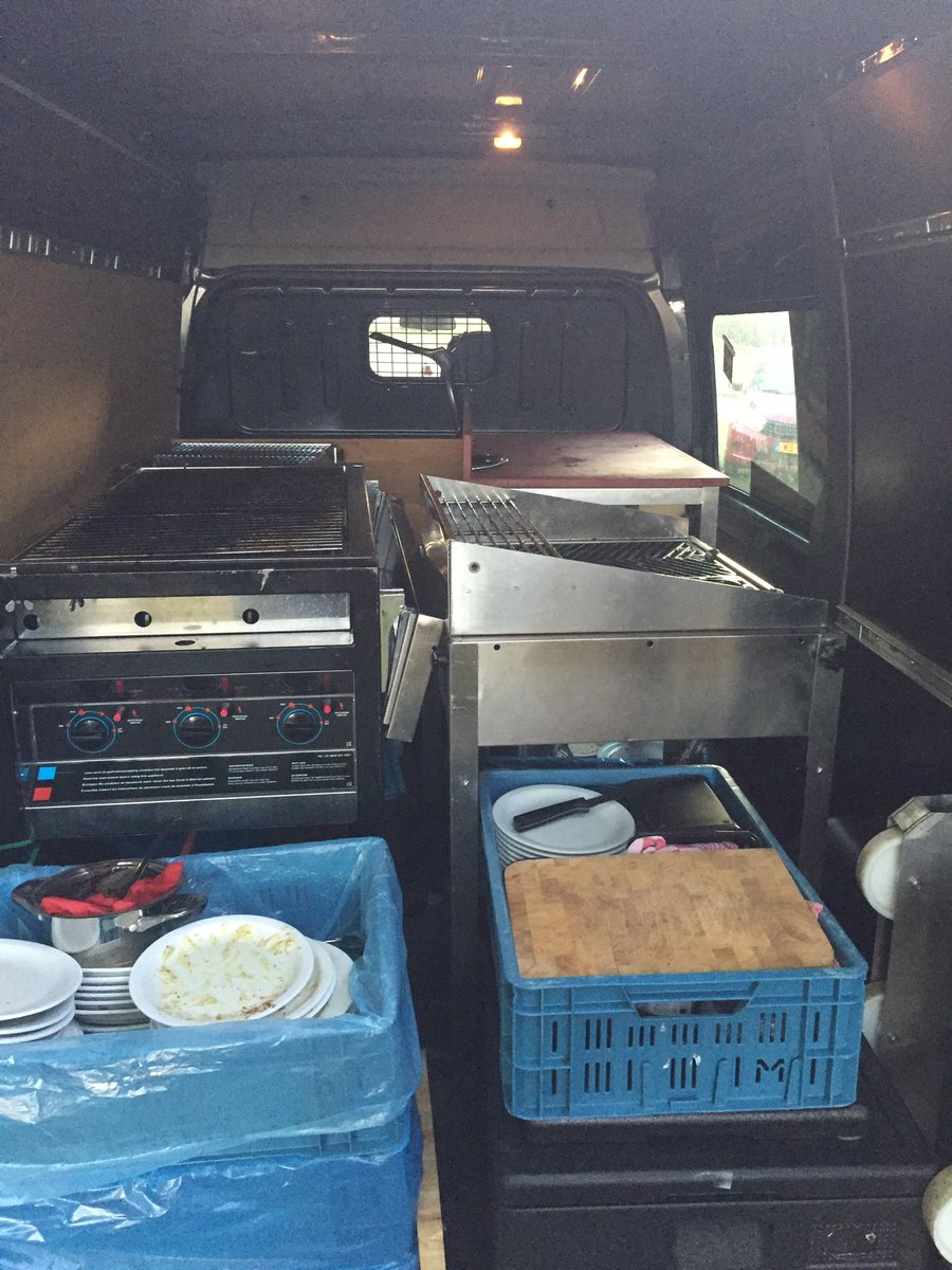 Was weer een innoverende zondag 😀#vaderdag #bbqtime nu tijd voor een pilsje 🍺