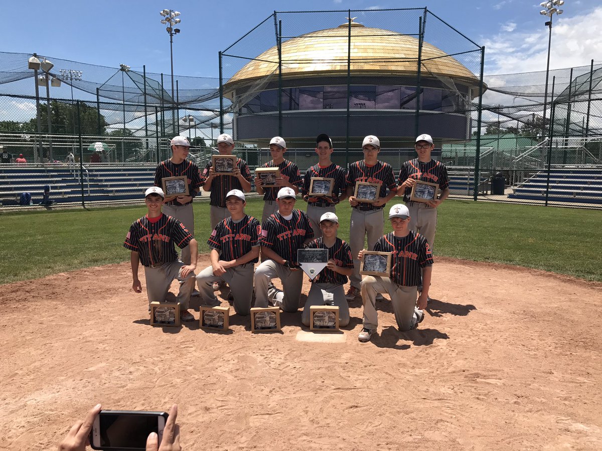 Kville_Titans's tweet photo. 2017 BPA Lakeville State Champions with a 12-2 win over the Chesterton Vipers. https://t.co/g05KDCyZHw