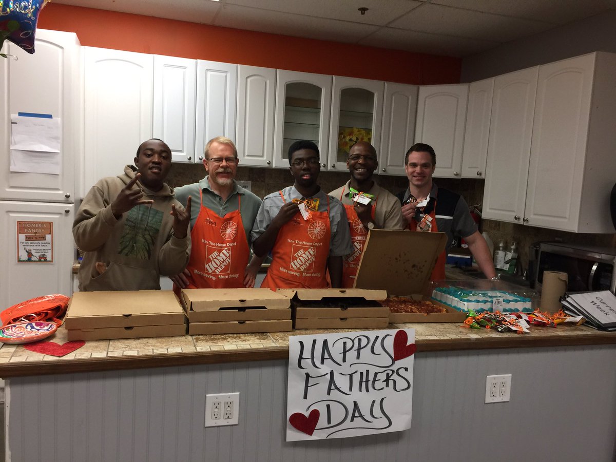 HomeDepot2773's tweet photo. Celebrating and thanking our 2773 fathers this Father's Day! Pizza 🍕, cake 🎂 and bow ties 👔!! @MarcG_2773 @asm212230 @SallyGansiorTHD https://t.co/d2nmnacLOA