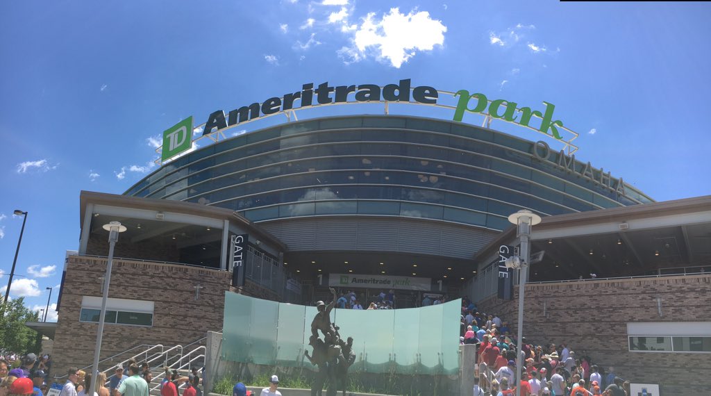 DWStraka49's tweet photo. And without further adieu, it's gameday, folks. #ToadInOmaha https://t.co/2hELDBqKTH