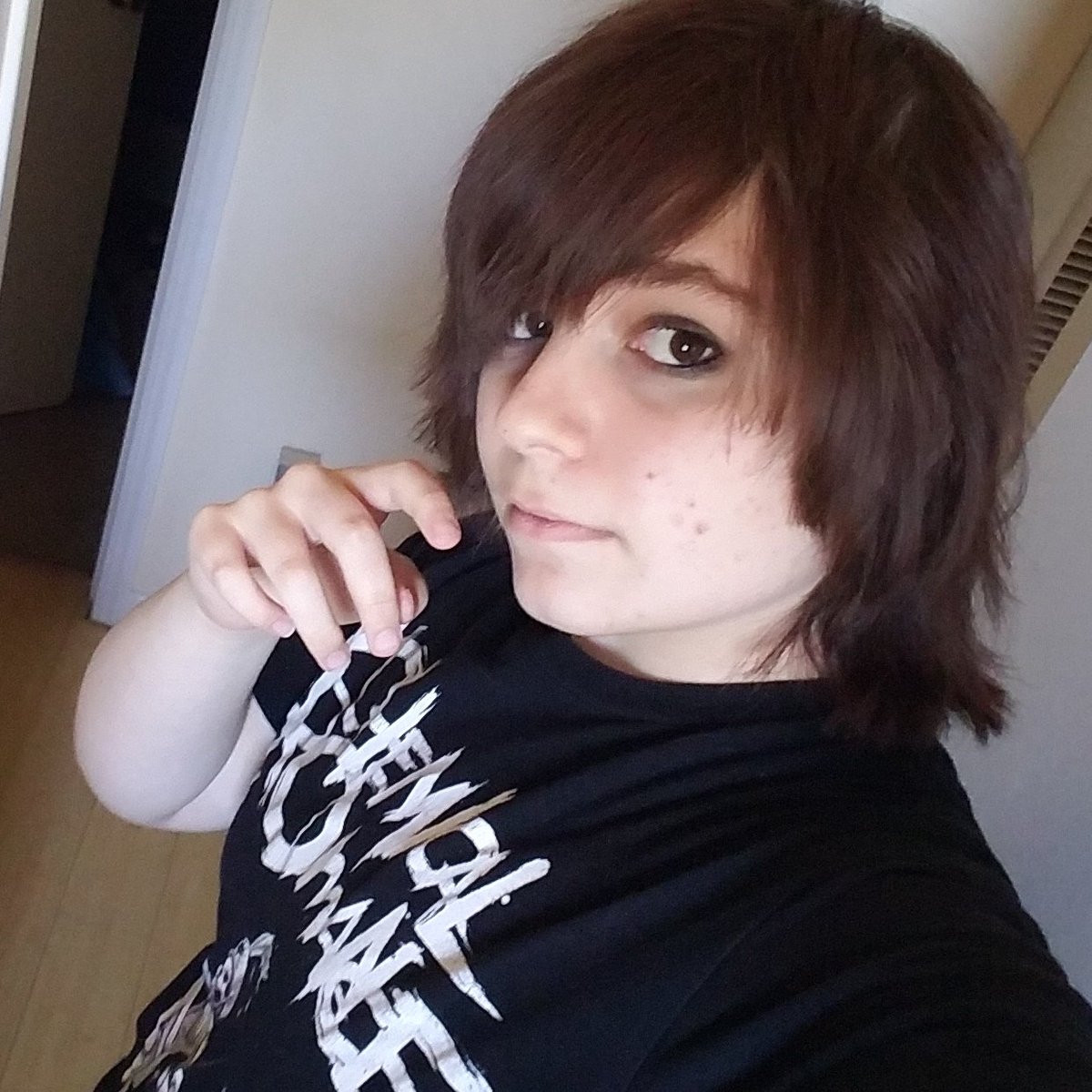 Pidgejaku's tweet photo. New Haircut. Status: even more emo than before https://t.co/EX6uPzt3ZZ