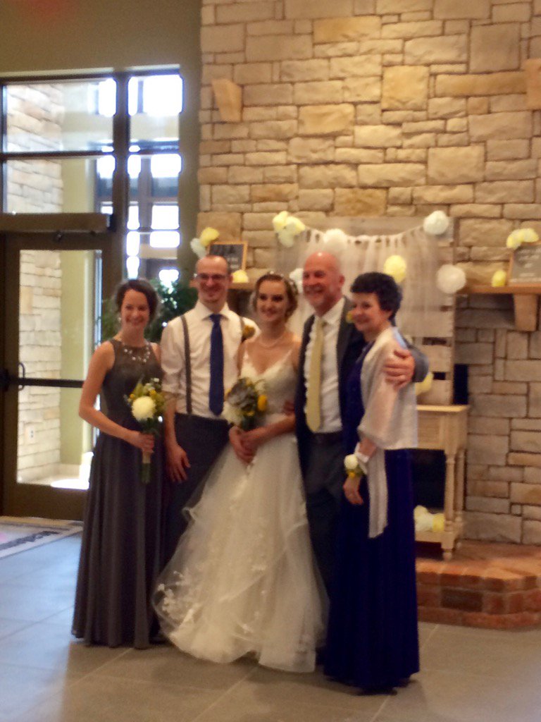 MikeWakefield1's tweet photo. What a great way to celebrate Father's Day weekend - gaining a daughter! #wakefieldofdreams https://t.co/J5w9u2vsRR