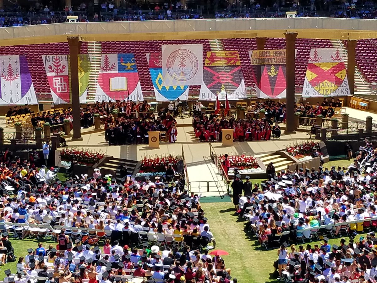 kenglim's tweet photo. #StanfordCommencement - @AndrewLim is receiving his Master degree in Computer Science. Congrats, it's your time now Andrew! https://t.co/f1vV1gLIMf