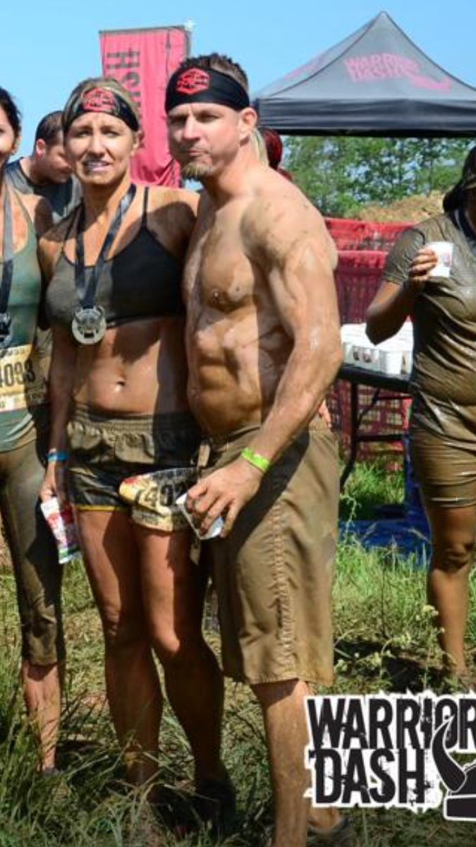 DombekMatt's tweet photo. Happy Father's Day to the world's most badass 48 year old #sorryforlanguage #itstruetho https://t.co/vApFMSbVVy