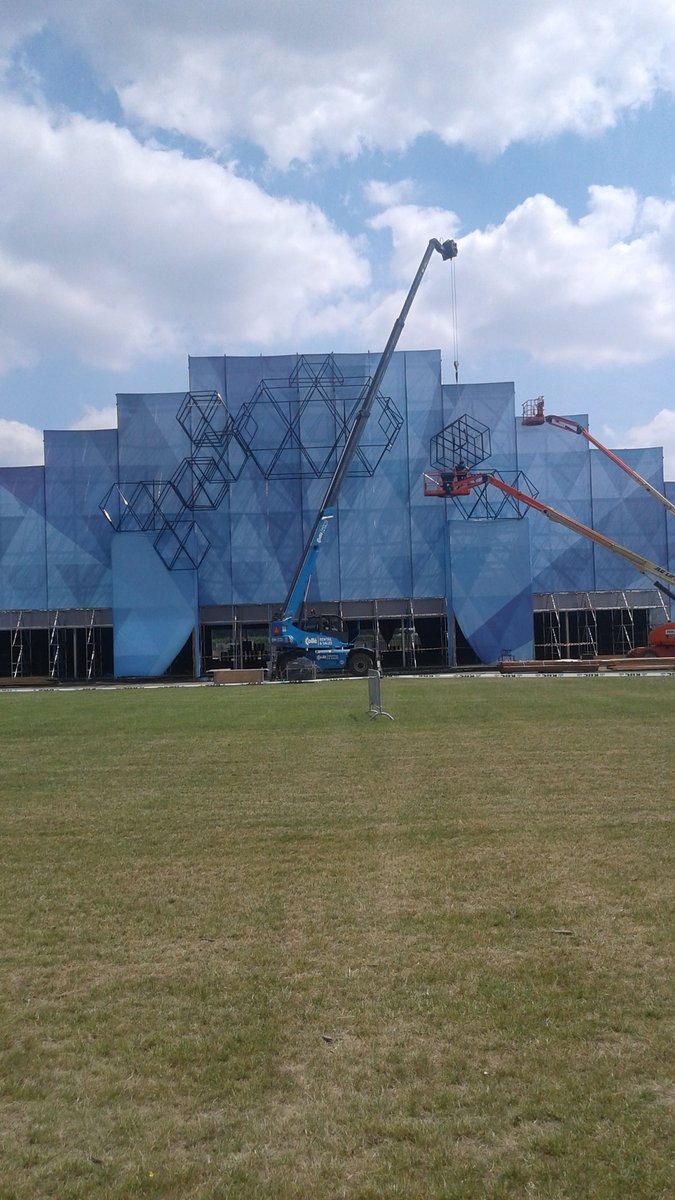 jellemarien's tweet photo. #klubC is taking shape! #RW17 https://t.co/noIxu8gLbi