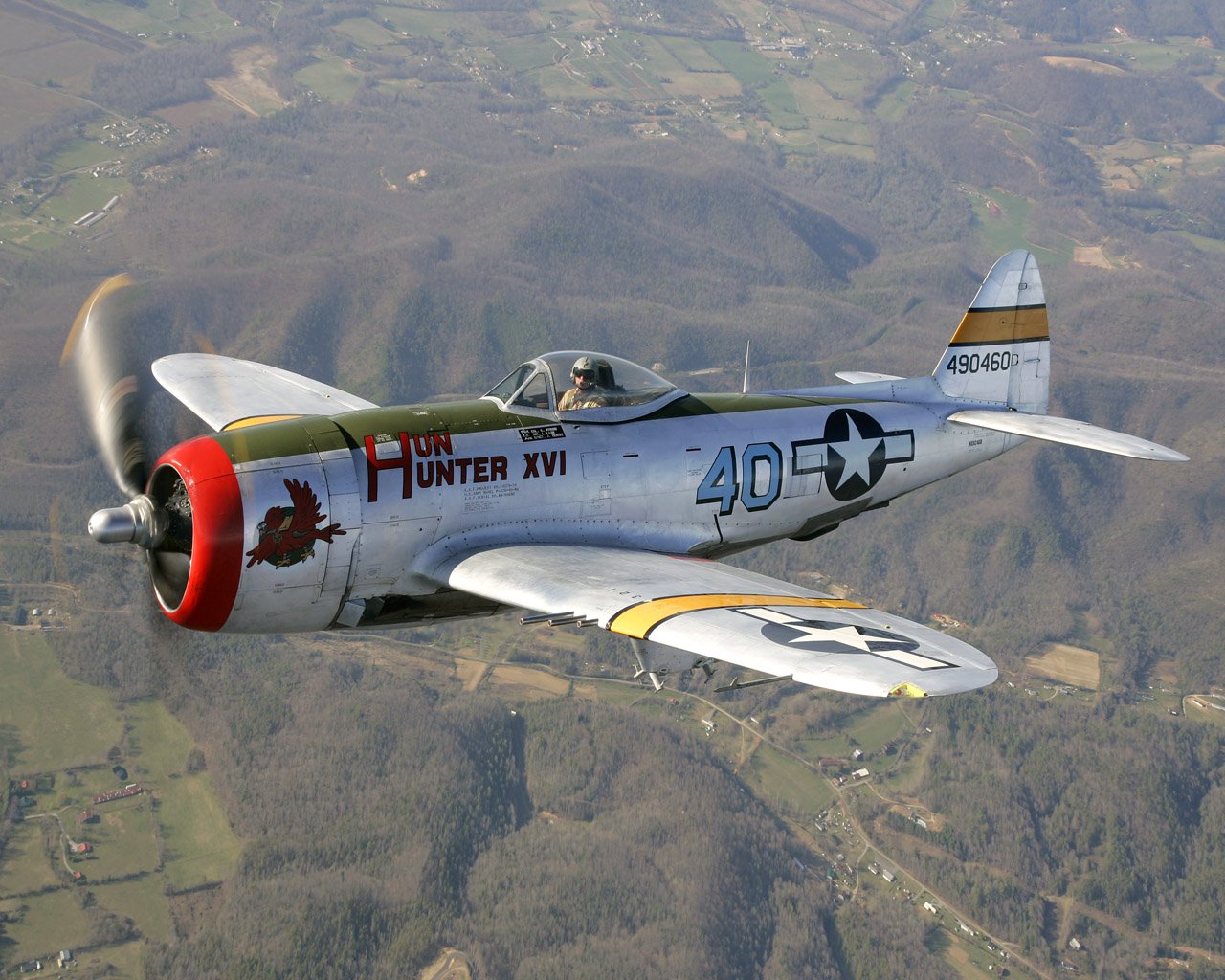 Twitter 上的 陸海空の兵器bot P 47 米 リパブリック社が開発したレシプロ単発戦闘機 Ww2後期におけるアメリカ陸軍航空軍及び その後身のアメリカ空軍の主力戦闘機 空戦能力も高かったが その圧倒的な馬力と兵装搭載量によって特に戦闘爆撃機として大いに活躍した