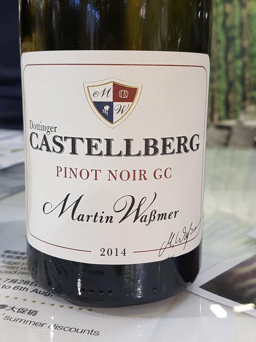 Geproefd bij <a href="/WinesofGermany/">Wines of Germany</a> geweldige Pinot noirs van Martin Wassmer, Baden. Diepgang en fruit van Bourgondische allure. <a href="/wijnimportbart/">Wijnimport J.Bart</a>