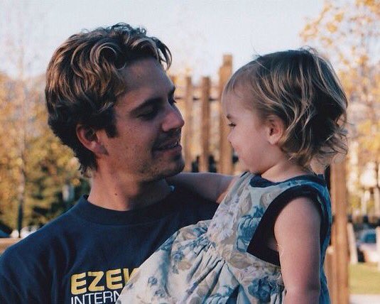 bestofpaulw's tweet photo. Happy Fathers Day 💛💚 https://t.co/leBQJRUPE0
