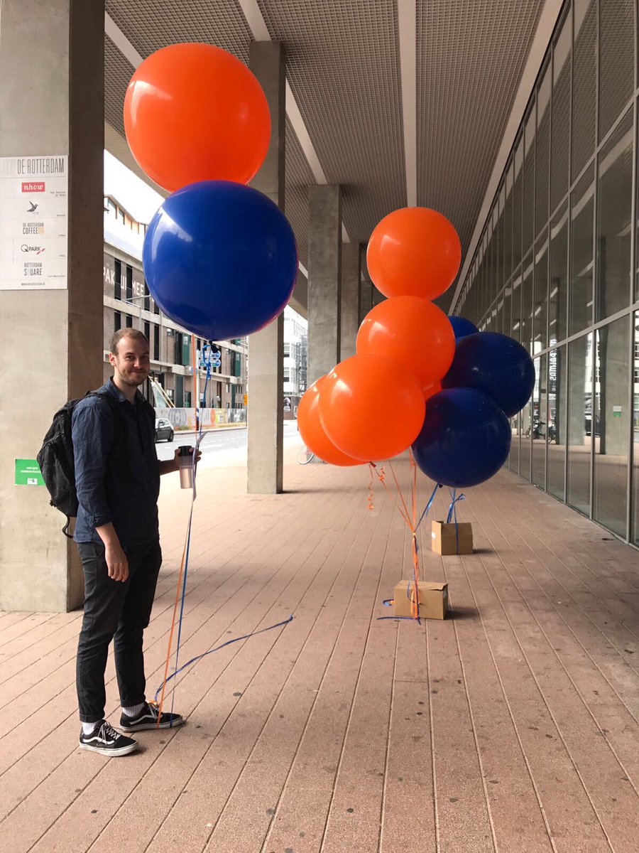 DvdA_Rotterdam's tweet photo. #shoutout naar alle vrijwilligers, gidsen, partners! 💙crew💙jullie persoonlijke invulling&expertise maken #dvda010 #dvda17 #loverotterdam https://t.co/d930iYotVy