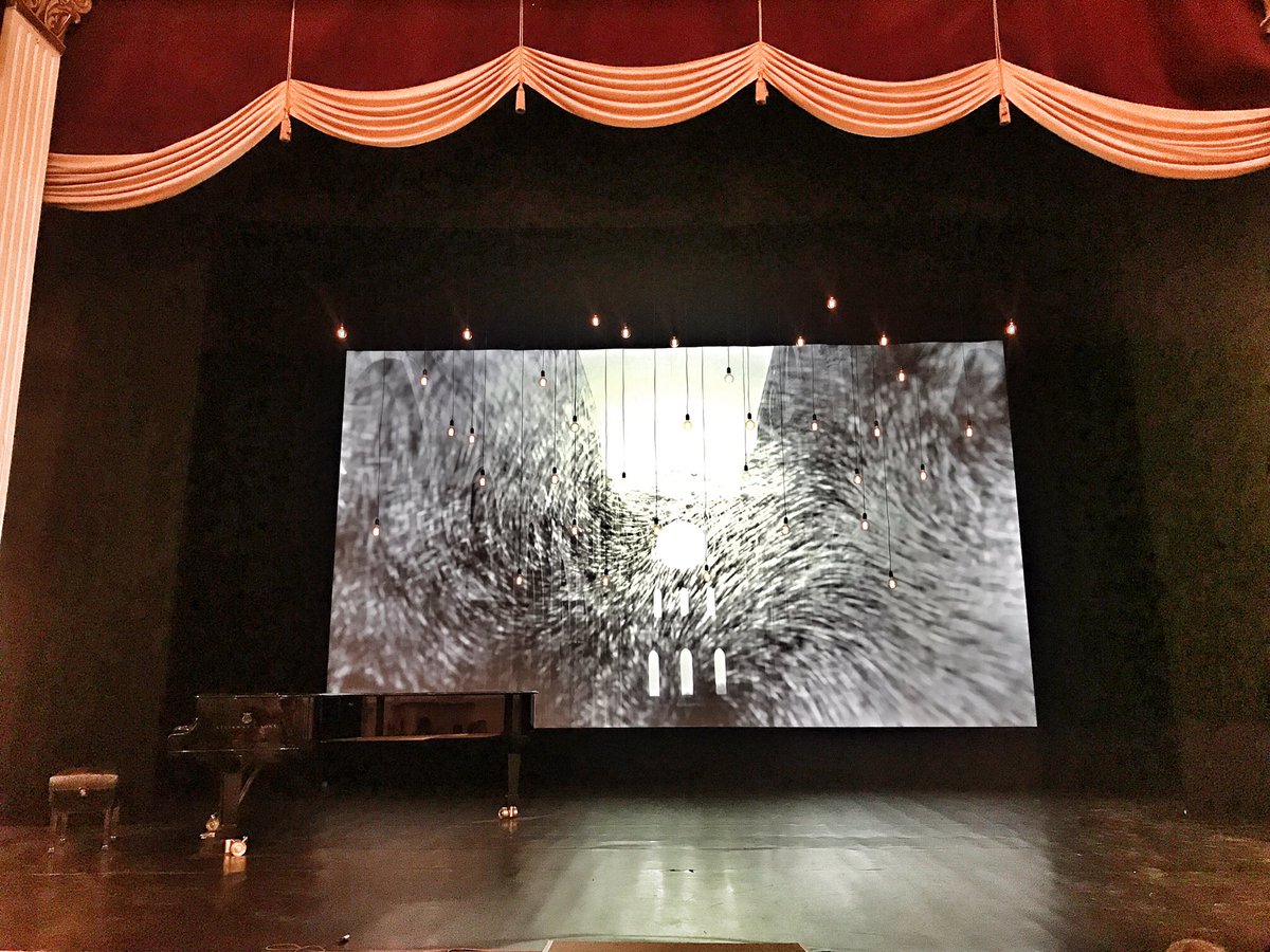 tarkovskyfest's tweet photo. Торжественная церемония закрытия XI МКФ им. Андрея Тарковского «Зеркало» начинается #иваново #тарковский #зеркало https://t.co/8VKPUdzeGe