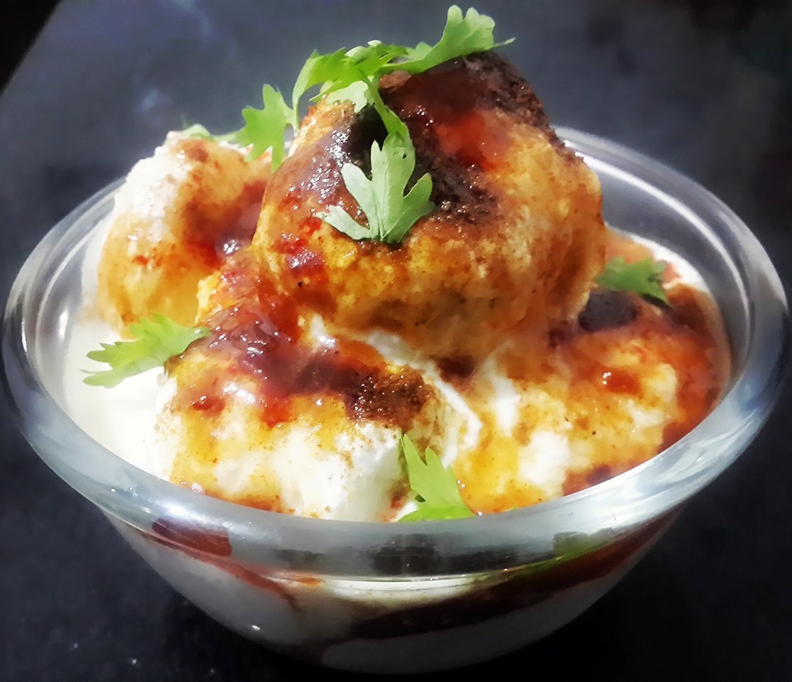 avishek_in's tweet photo. @harpalsokhi Chef, today my Mom made #DahiVada. Thought of sharing it with you. #HappyFathersDay
#NamakShamak #HappyChef #OTeriCool https://t.co/qIvjxvePN1