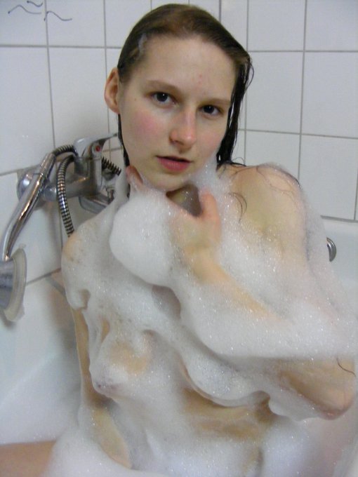 #Happy #Sunday Everyone !!! Enjoy this beautiful weekend !!! Bussyyyy https://t.co/LkSlq5DLoh<a href="/tag/happy"class="tags">#Happy</a><a href="/tag/sunday"class="tags">#Sunday</a>