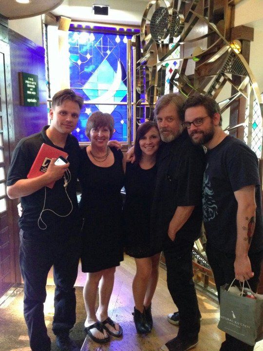 FranceHamill's tweet photo. Joyeuse Fête Des Pères @HamillHimself ❤️💖 https://t.co/aIXZnshcIn